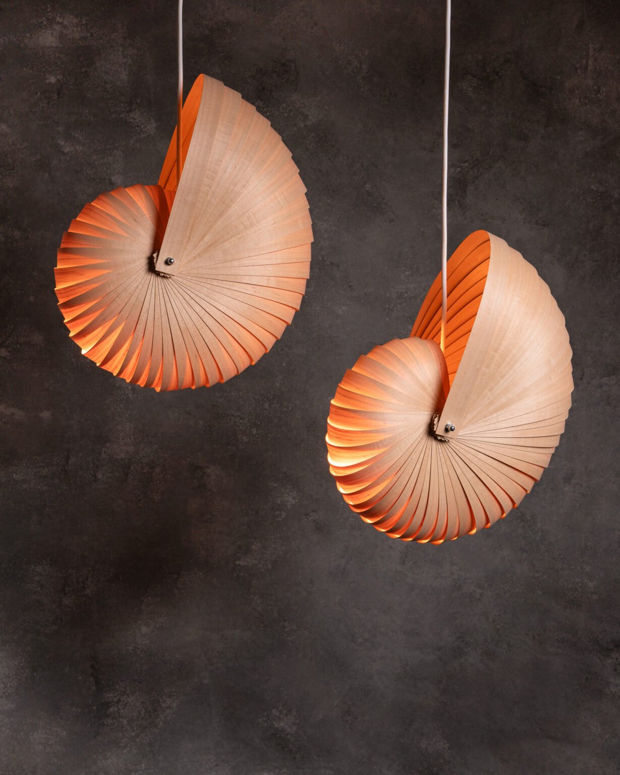 lampara-de-madera-de-diseno-churu-en-valencia